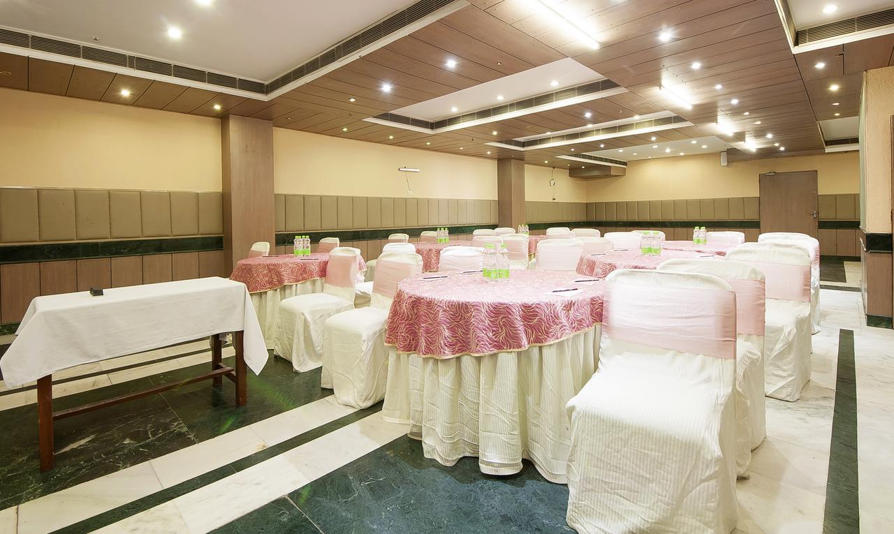 Hotel Regent Continental Delhi  Dış mekan fotoğraf