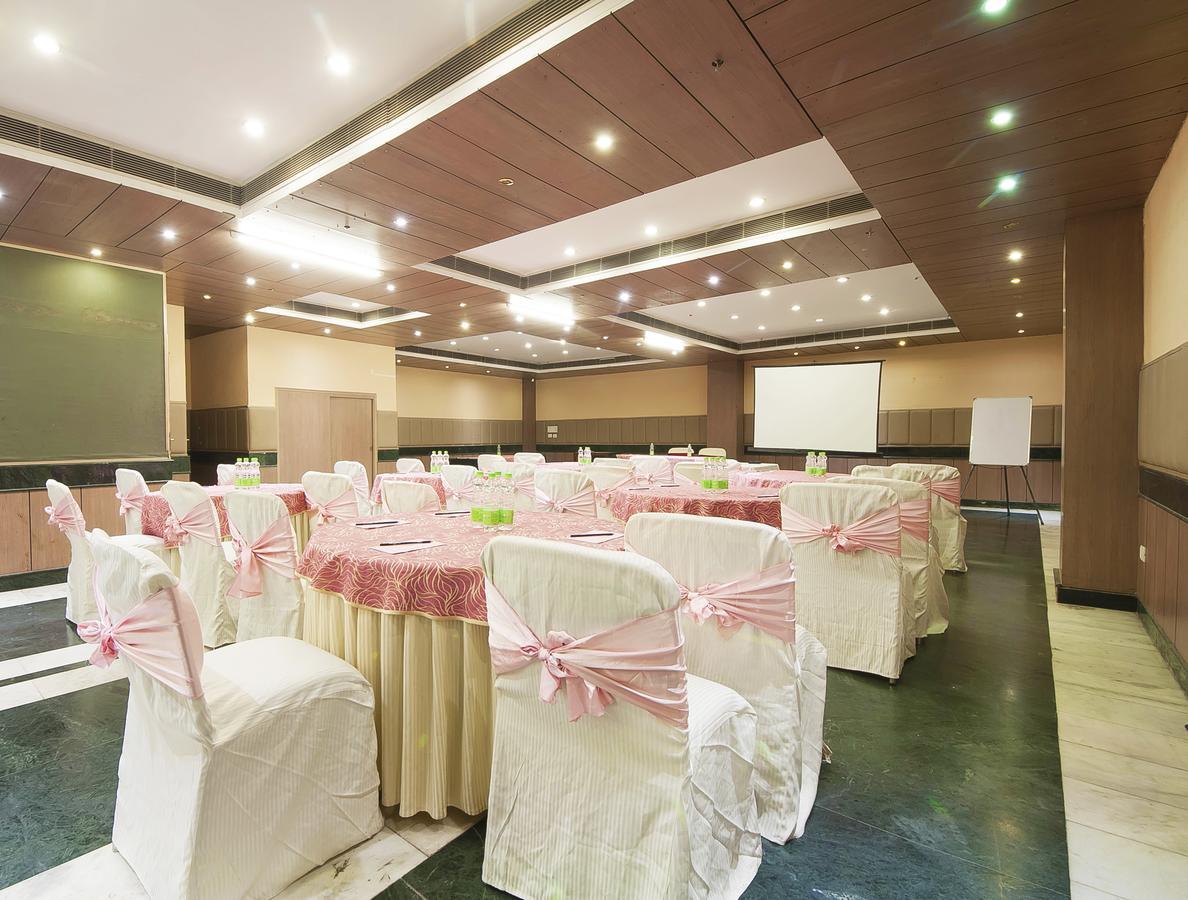 Hotel Regent Continental Delhi  Dış mekan fotoğraf