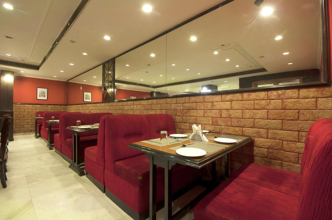 Hotel Regent Continental Delhi  Dış mekan fotoğraf