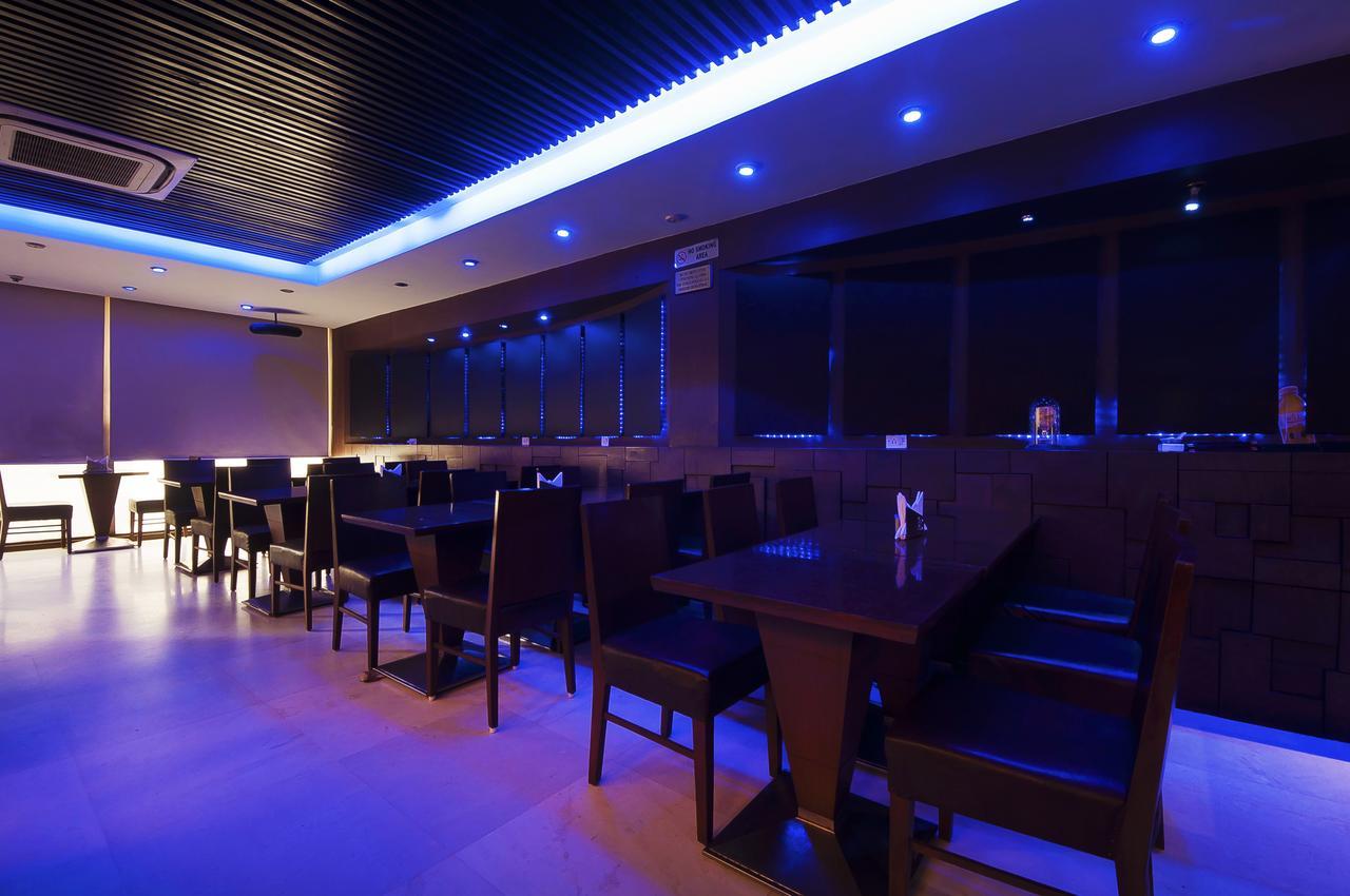 Hotel Regent Continental Delhi  Dış mekan fotoğraf